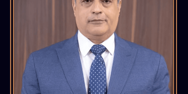 مصر..وزير الإنتاج الحربي فى معرض الدفاع بأبوظبي