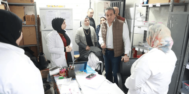وزير الصحة فى جولة مفاجئة