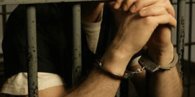 أسرة فى الحبس بسبب لهو الأطفال