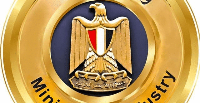 وزارة الصناعة ومشروع مصنع لبن الأطفال